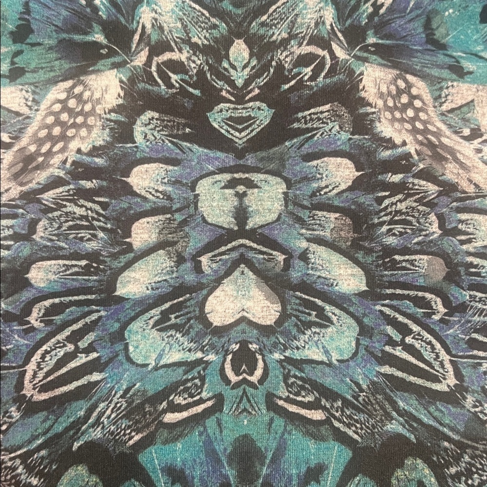 Chico’s -Blue Patterned Women's Top - Picture 6 of 7